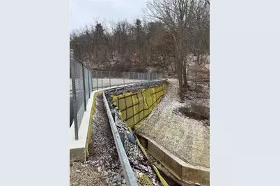 2200 Brownsville Road, South Park, PA 15129 - Photo 15