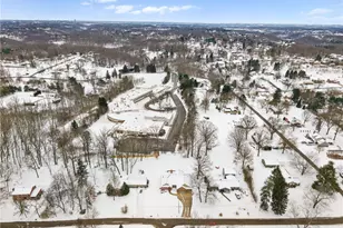 1533 Robertson Dr, Pittsburgh, PA 15237 - Photo 37