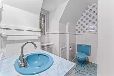 326 Orchard Dr, Pittsburgh, PA 15228 - Photo 19