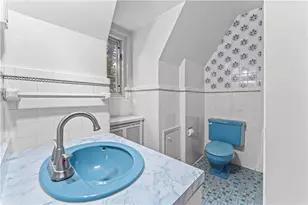 326 Orchard Dr, Pittsburgh, PA 15228 - Photo 19