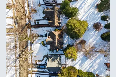 326 Orchard Dr, Pittsburgh, PA 15228 - Photo 37