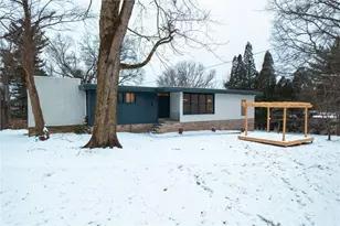 203 N Grandview Dr, Pittsburgh, PA 15215 - Photo 1