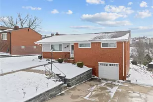 1251 Blue Jay Dr, Scott Township, PA 15243 - Photo 3