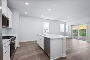 131 Scotland, Harmony Boro, PA 16037 - Photo 11