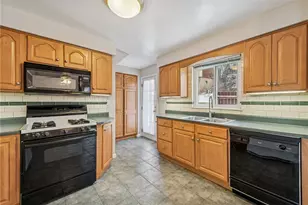 2106 Palm Beach Ave, Beechview, PA 15216 - Photo 17