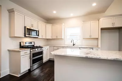 1041 Lakeside Drive, McDonald, PA 15057 - Photo 13