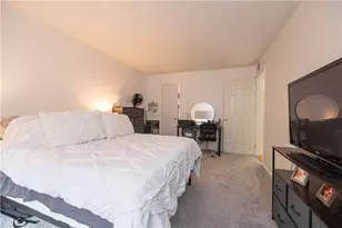 300 Gilkeson Rd, Pittsburgh, PA 15228 - Photo 11