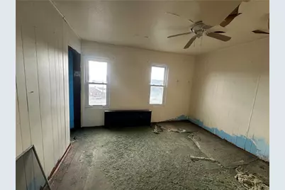 305 W 9th Avenue, Tarentum, PA 15084 - Photo 9