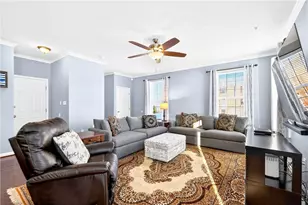 2 Roosevelt Dr, Kennedy Township, PA 15136 - Photo 5