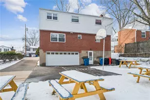 208 Crescent Garden Dr, Pittsburgh, PA 15235 - Photo 39