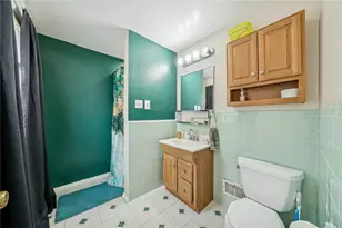 208 Crescent Garden Dr, Pittsburgh, PA 15235 - Photo 29