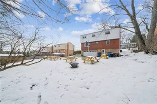 208 Crescent Garden Dr, Pittsburgh, PA 15235 - Photo 29