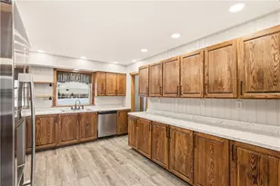 2398 Centennial Dr, Windber, PA 15963 - Photo 11