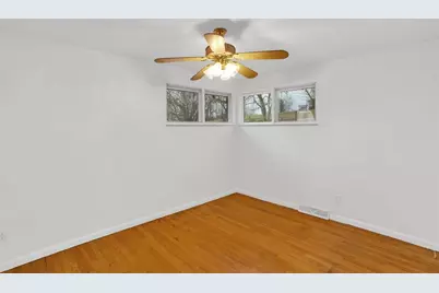 15 Pleasant Dr, Monessen, PA 15062 - Photo 21