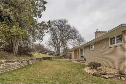 15 Pleasant Dr, Monessen, PA 15062 - Photo 5