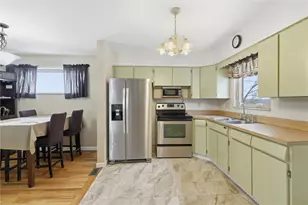 2021 Mount Pisgah Rd, Pittsburgh, PA 15205 - Photo 7