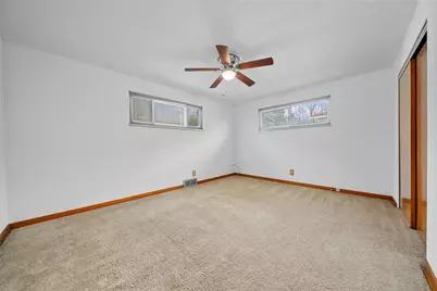 836 Division St, West Mifflin, PA 15122 - Photo 11