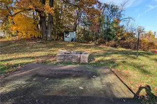 338 Moon Clinton Rd, Moon/Crescent Twp, PA 15108 - Photo 13