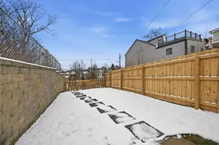 3823 Mintwood St, Pittsburgh, PA 15201 - Photo 31