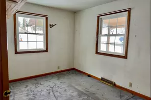 455 Adrian Sherrett Rd, Washington Township, PA 16210 - Photo 9