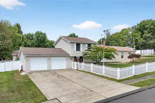 101 Cranbrooke Dr, Findlay Township, PA 15108 - Photo 49