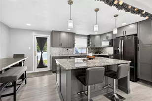 101 Cranbrooke Dr, Findlay Township, PA 15108 - Photo 17