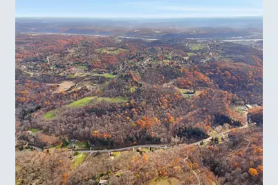 1076 Saxonburg Blvd, Pittsburgh, PA 15116 - Photo 15