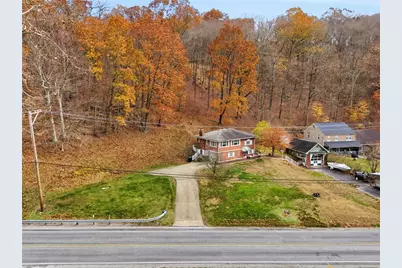 1076 Saxonburg Blvd, Pittsburgh, PA 15116 - Photo 3