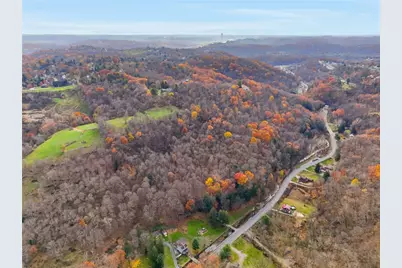 1076 Saxonburg Blvd, Pittsburgh, PA 15116 - Photo 17