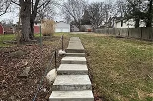 208 W College, Canonsburg, PA 15317 - Photo 3