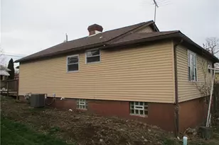 132 Armour St, Centerville, PA 15358 - Photo 5