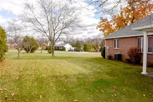 40 Coates Ln, White Township, PA 15701 - Photo 7