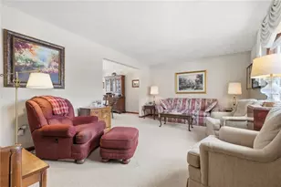 571 Cedar Glenn Dr, North Huntingdon, PA 15642 - Photo 9