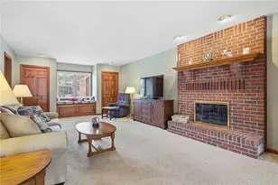 571 Cedar Glenn Dr, North Huntingdon, PA 15642 - Photo 17