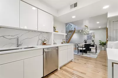 5742 5th Avenue #304, Pittsburgh, PA 15232 - Photo 7