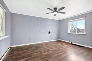 3308 N 32nd Ave, Pulaski Township, PA 15066 - Photo 17