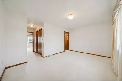 805 James Way, Mt Pleasant Boro, PA 15666 - Photo 9