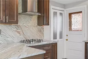 728 Mayville Ave, Pittsburgh, PA 15226 - Photo 7