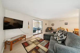 347 Clavale Dr, North Versailles, PA 15137 - Photo 9