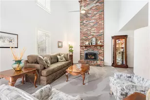 79 Fawnvue Dr, Robinson Twp, PA 15136 - Photo 9