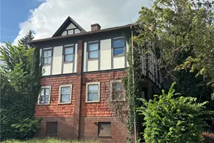 447 / 449 West Pittsburgh St, Greensburg, PA 15601 - Photo 3