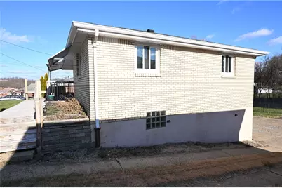 37 Overhill Drive, Monessen, PA 15062 - Photo 21