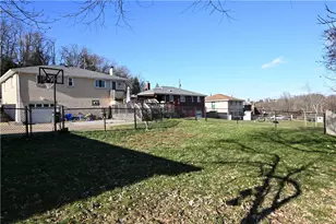 37 Overhill Dr, Monessen, PA 15062 - Photo 27