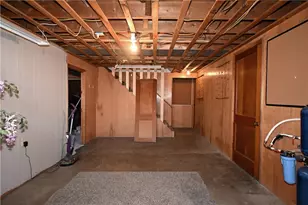 37 Overhill Dr, Monessen, PA 15062 - Photo 17