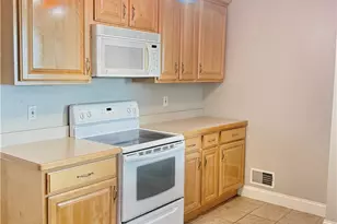 248 Adams Pointe Blvd, Adams Township, PA 16046 - Photo 11