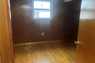 1020 Poe St, Vandergrift, PA 15690 - Photo 9