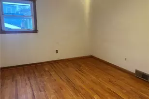 1020 Poe St, Vandergrift, PA 15690 - Photo 11