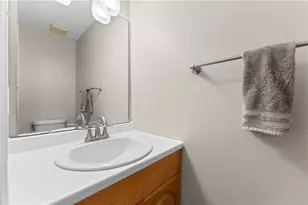 202 Timberidge Dr, Bethel Park, PA 15102 - Photo 25