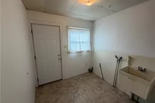 3027 Stayton St, Pittsburgh, PA 15212 - Photo 3