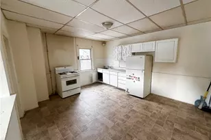 3027 Stayton St, Pittsburgh, PA 15212 - Photo 9